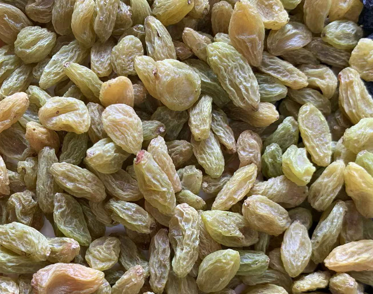 Green Raisins